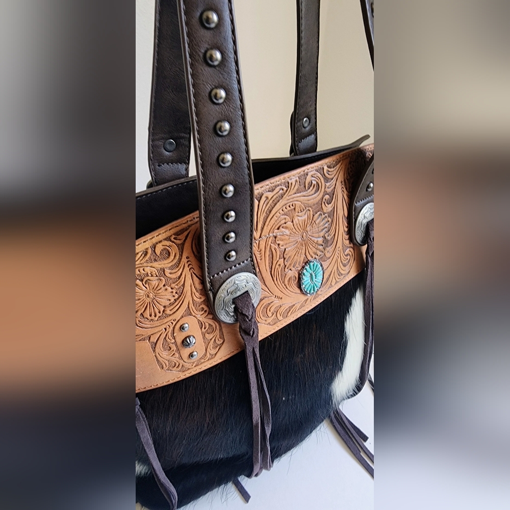 Trinity Ranch Leather Tote Bag w/Cowhide